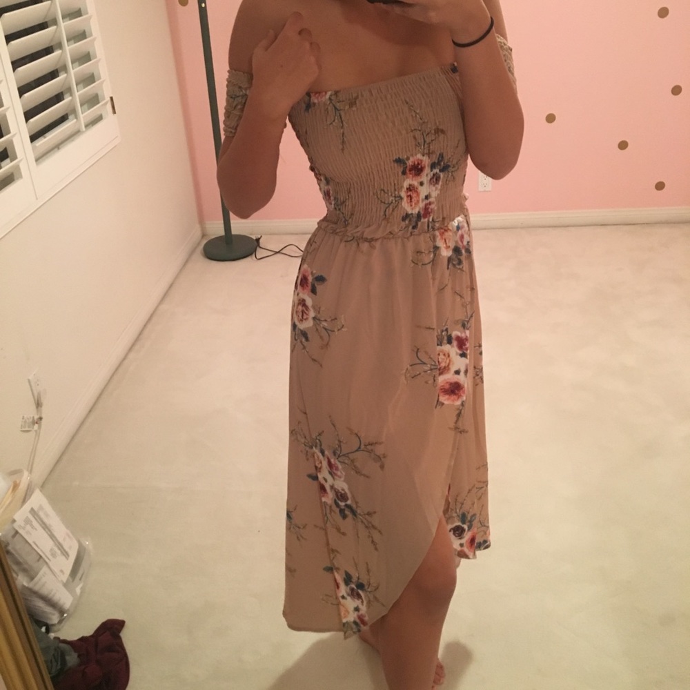 Beautiful tan summer dress with floral detailing
